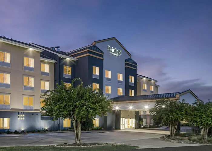 Fairfield By Marriott Ruston Hotel