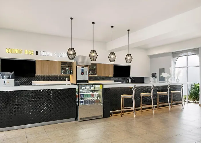 Fiesta Inn Express Nuevo Laredo