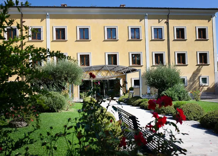 La Dimora del Baco Hotel LʼAquila