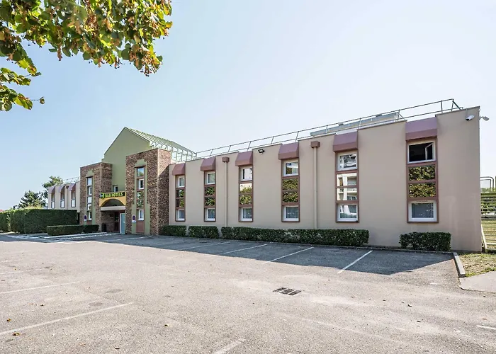 B&B HOTEL Annemasse Est