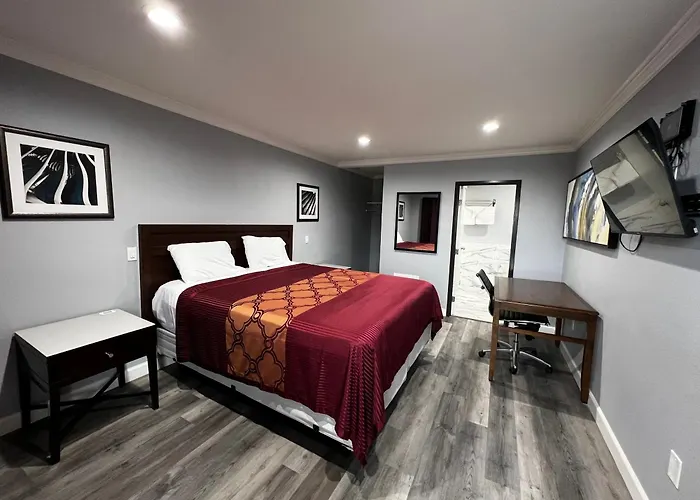 Aqua Inn Motel