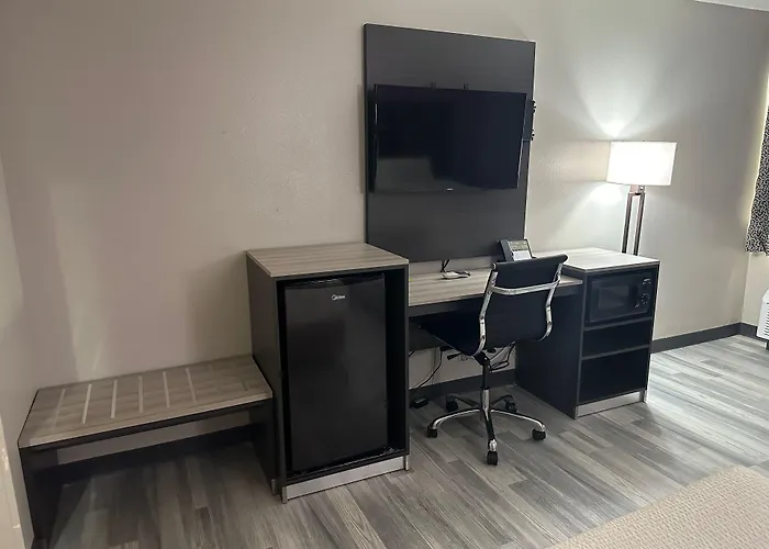 La Quinta Inn By Wyndham Omaha Southwest