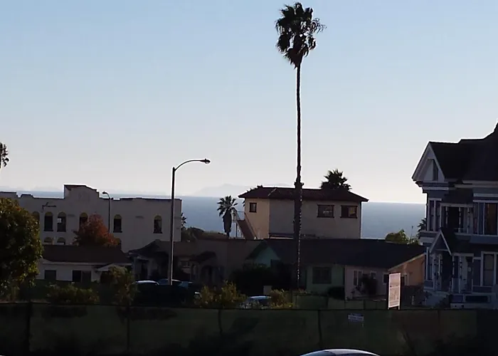 Travelers Beach Inn Ventura