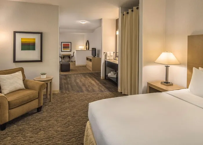 Doubletree By Hilton Vancouver