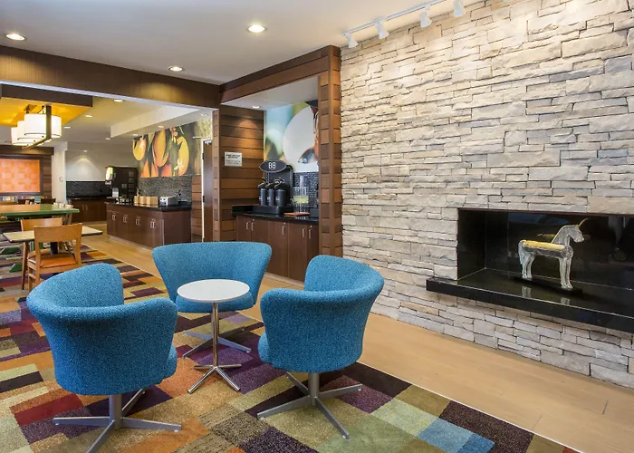 Fairfield Inn & Suites Peru