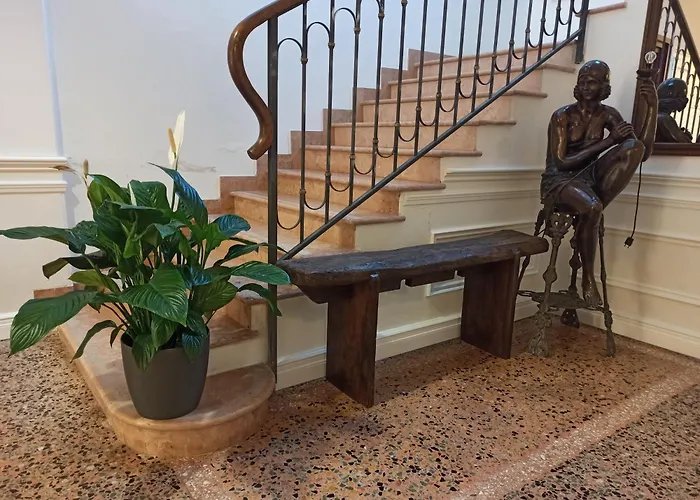 Rechigi Park Hotel