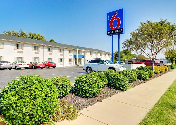 Motel 6-Wichita, Ks