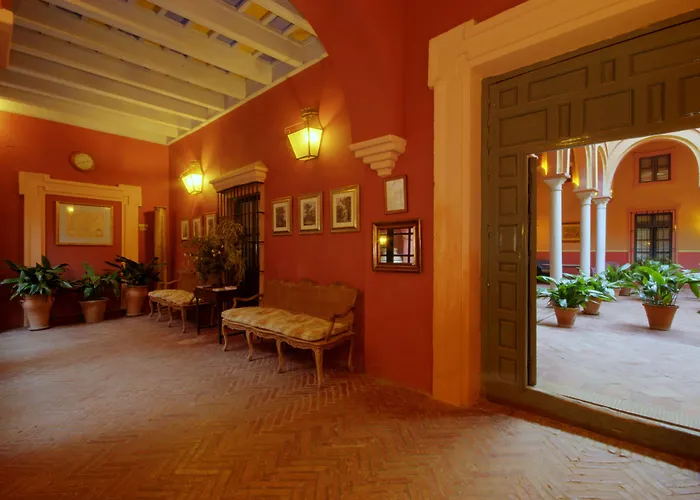 Casa Palacio De Carmona