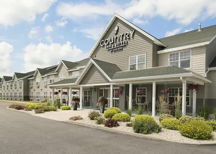 Country Inn & Suites By Radisson, Decorah, Ia