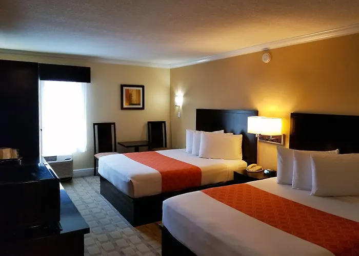 Galleria Palms Orlando - Free Theme Park Shuttles Four Corners