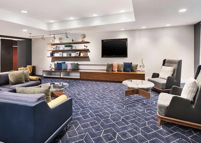 Courtyard By Marriott Burlington Hotel