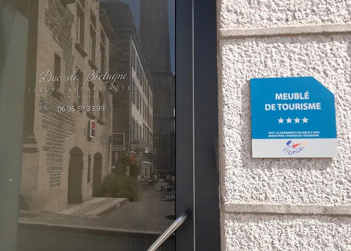 Duc de Bretagne Luxury Apparthotel Morlaix