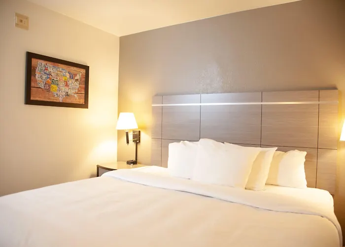 Econo Lodge Pueblo North