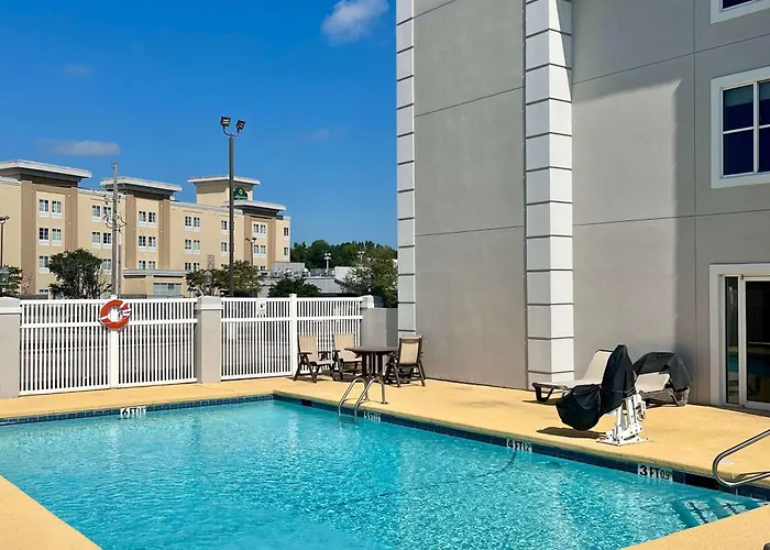 Quality Inn & Suites West Monroe