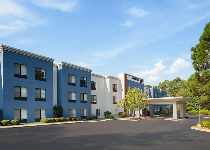 Pinehurst Hotels