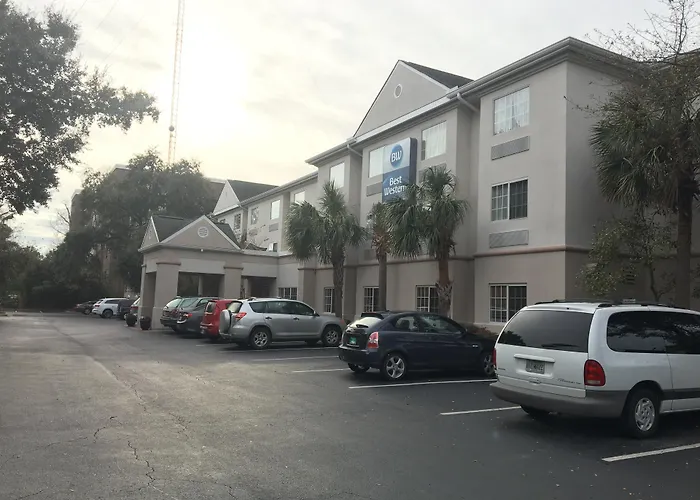 Best Western Patriots Point