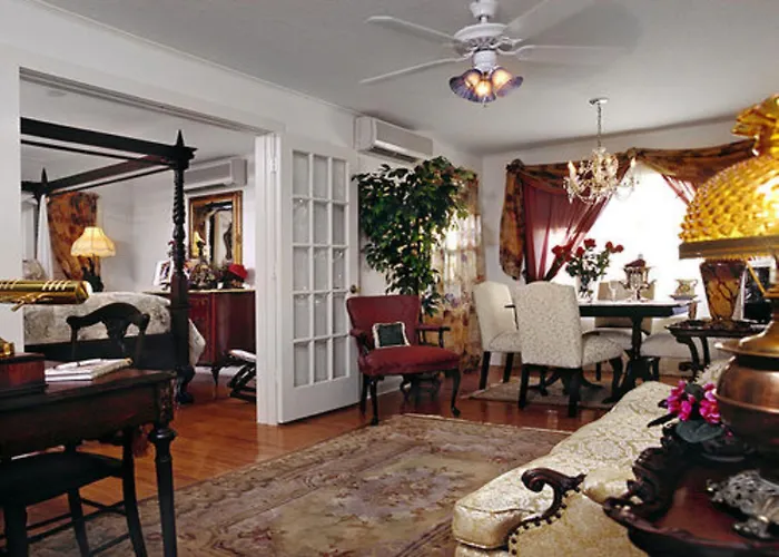 Sabal Palm House Bed And Breakfast Lake Worth Beach