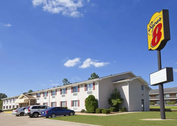 Super 8 By Wyndham Batesville