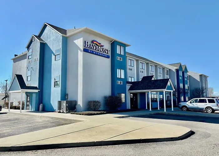 Baymont By Wyndham Farmington Hotel