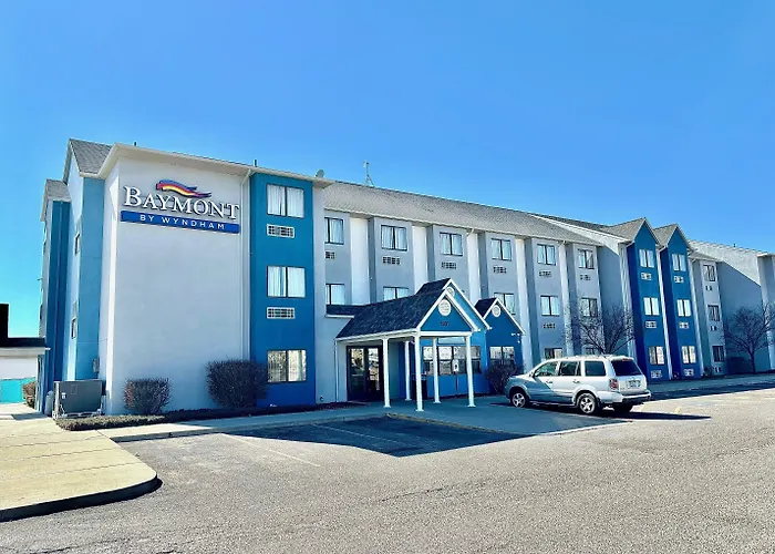 Baymont By Wyndham Farmington Hotel