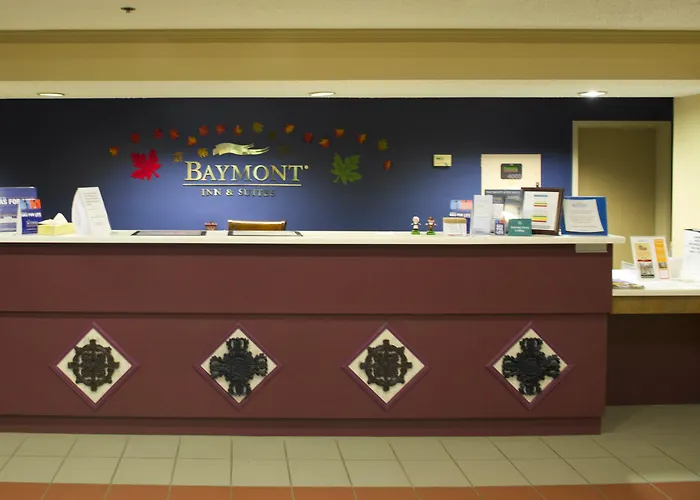 Baymont By Wyndham Mason Hotel