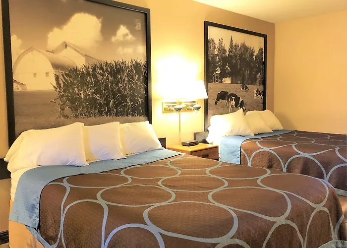 Super 8 By Wyndham Dodgeville