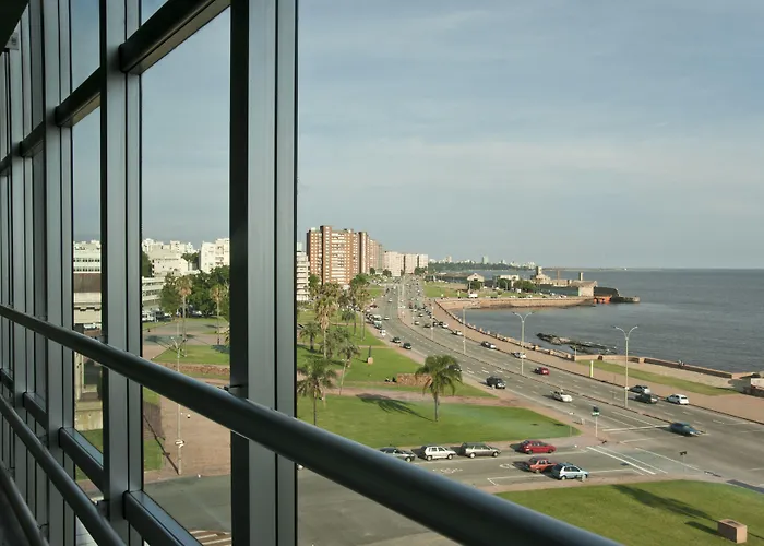 Nh Montevideo Columbia Hotel