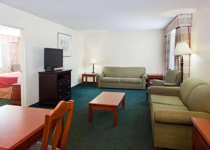 Country Inn & Suites By Radisson, Hiram, Ga