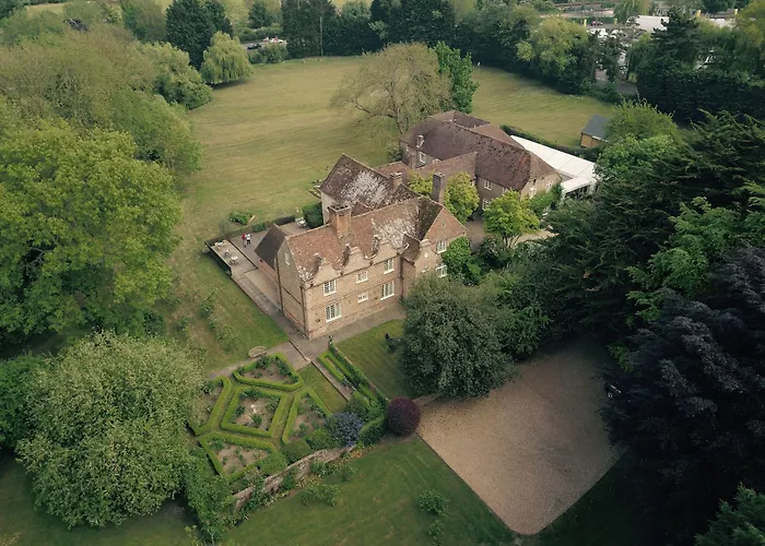 Howfield Manor Hotel