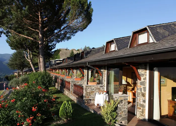 El Castell De Ciutat - Relais & Chateaux La Seu d'Urgell