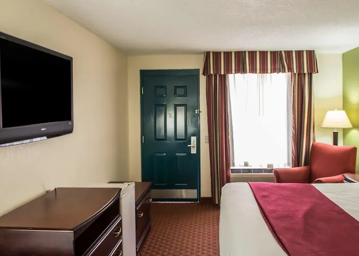 Quality Inn Chipley I-10 At Exit 120