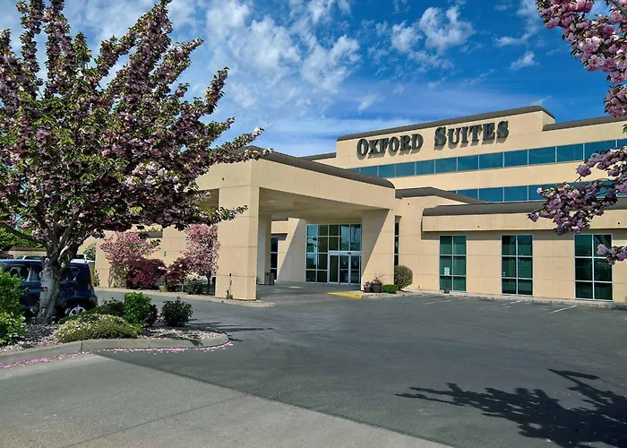 Oxford Suites Yakima