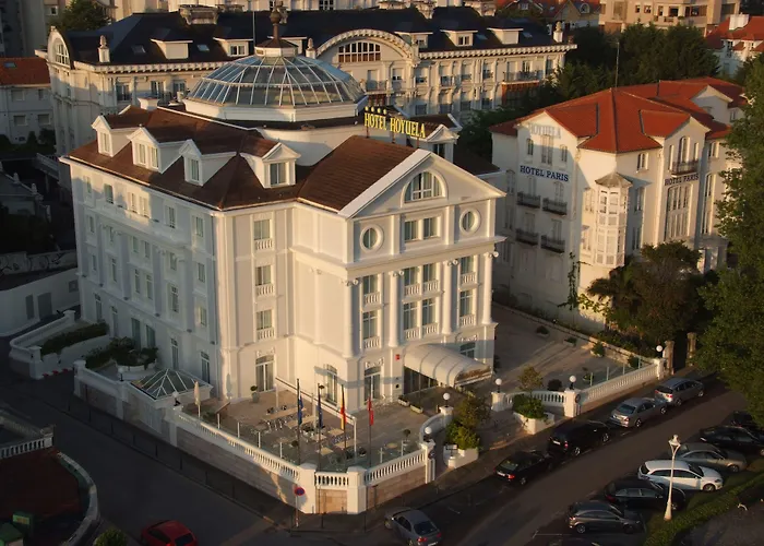 Hotel Hoyuela Santander