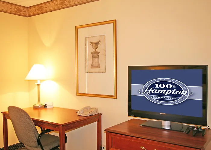 Hampton Inn & Suites-Atlanta Airport North-I-85 Hapeville