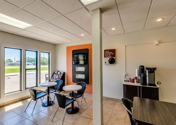 Motel 6-Albert Lea, Mn