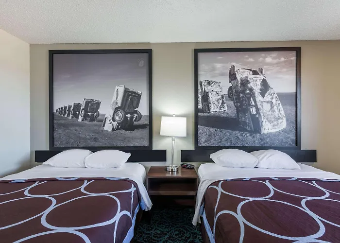 Super 8 By Wyndham Tucumcari Hotel