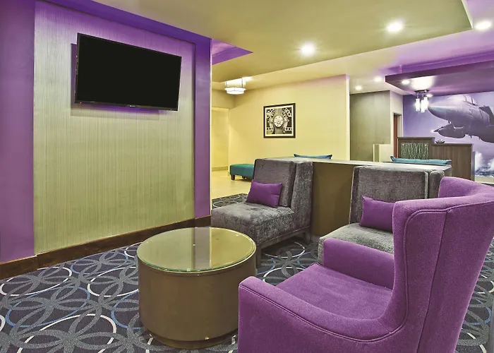La Quinta Inn & Suites By Wyndham Fairborn Wright-Patterson