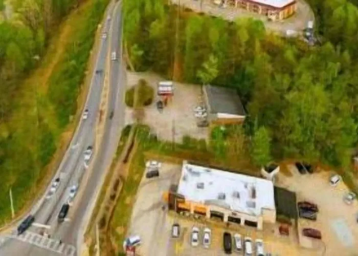 Dahlonega Mountain Inn