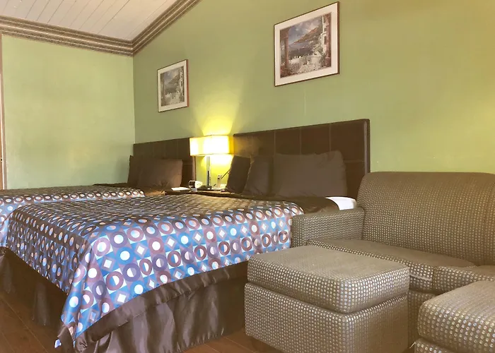 Stardust Inn I-805 Naval Base
