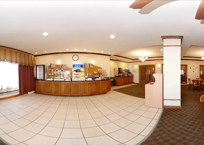 Holiday Inn Express & Suites Plainview By Ihg