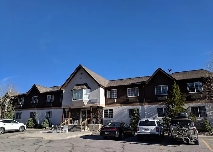 3 Peaks Lodge