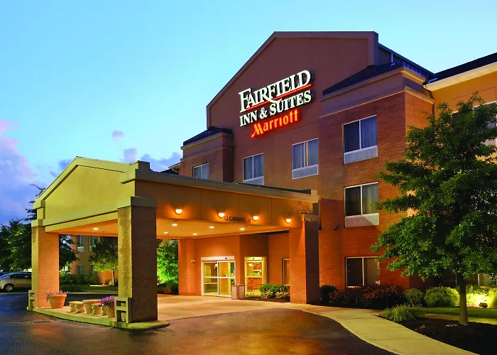 Comfort Inn & Suites Akron South
