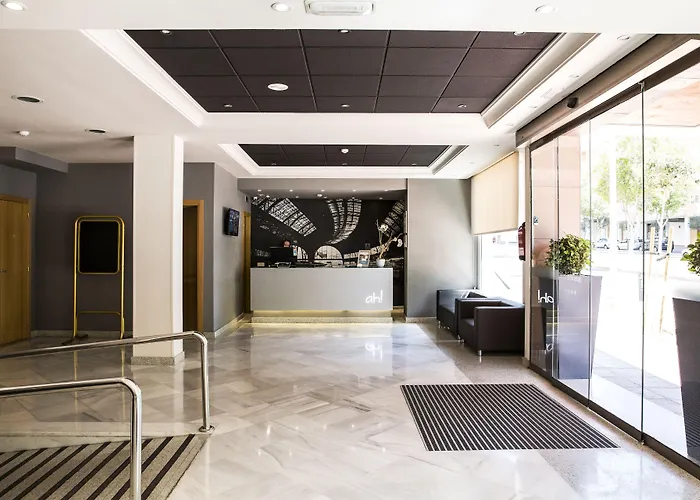 Avenida Hotel Almería