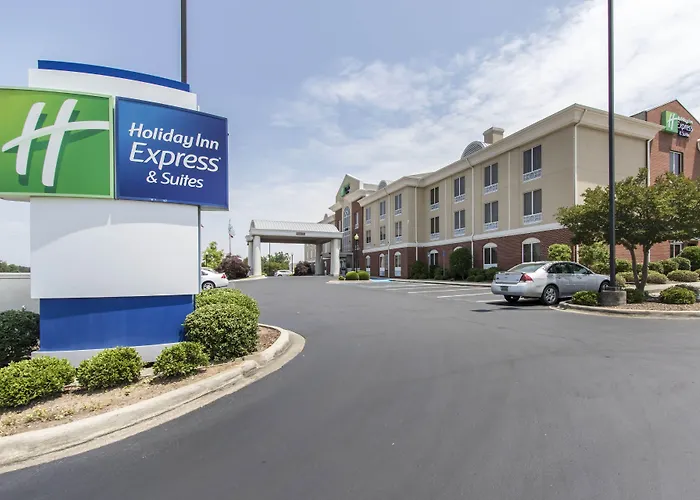 Holiday Inn Express & Suites Cullman
