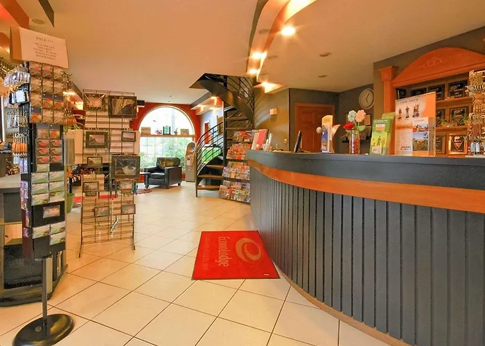 Econo Lodge At The Falls North Niagara Falls