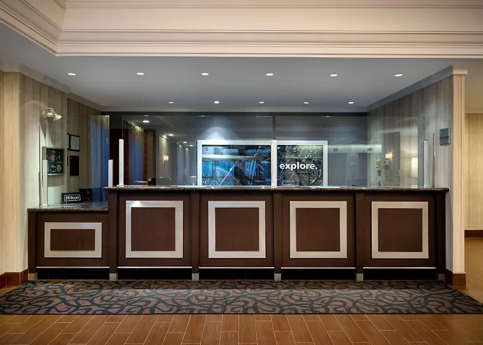 Hampton Inn By Hilton Boston/Cambridge