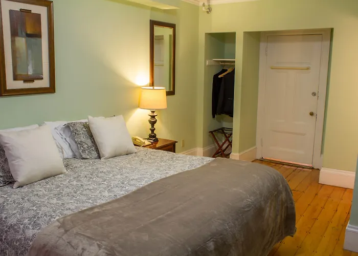 Beacon Inn 1750