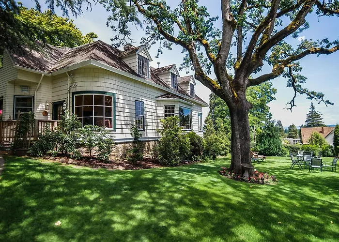 The Campbell House Inn Eugene