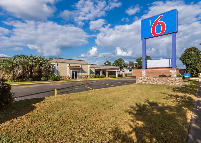 Motel 6-Warner Robins, Ga