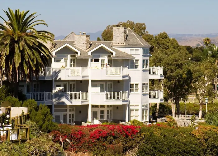 Blue Lantern Inn, A Four Sisters Inn